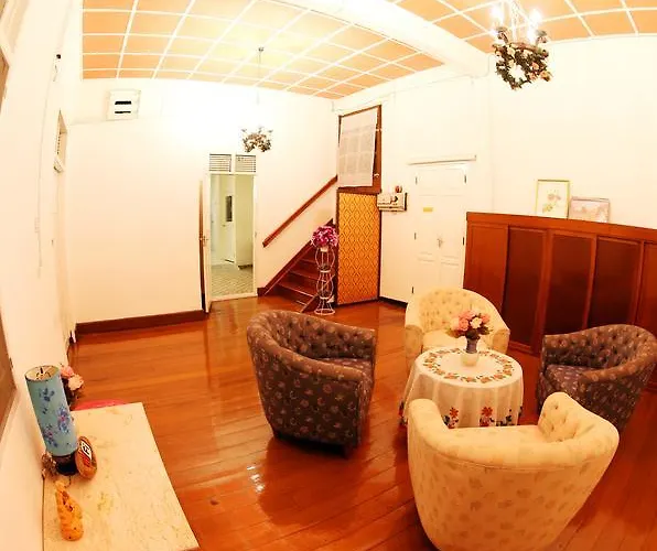 The Myth - Sud Sathorn Bed and breakfast 3*