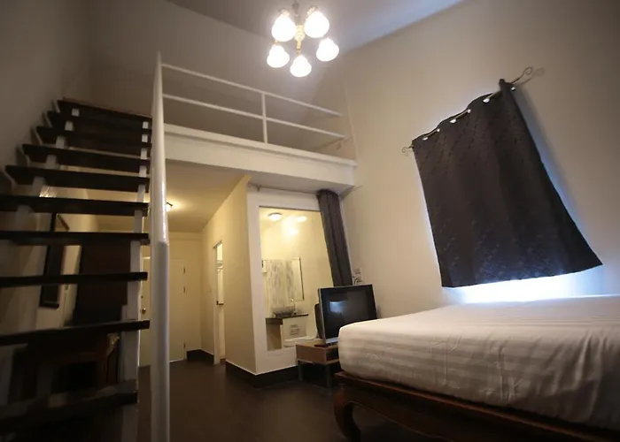 Bed & Breakfast The Myth - Sud Sathorn Bangkok