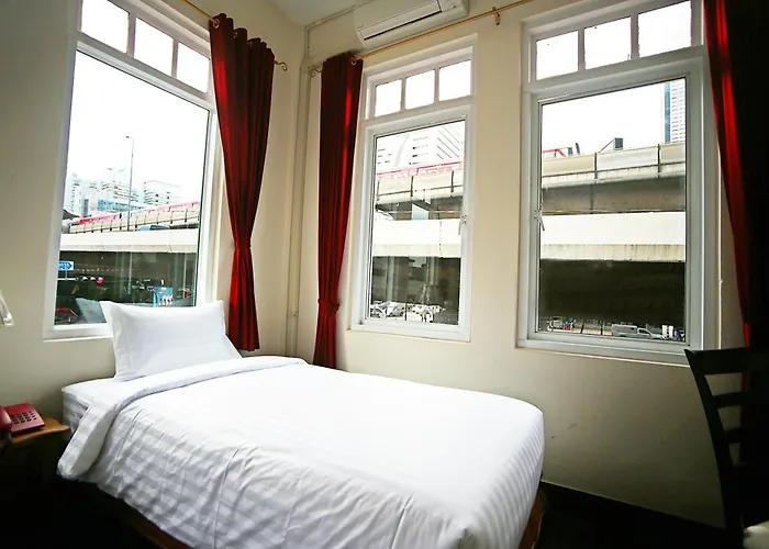 The Myth - Sud Sathorn Bed and breakfast 3*
